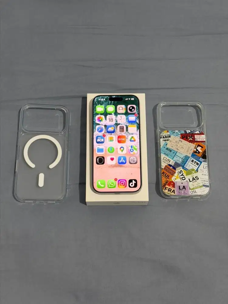 IPHONE 17 PRO 256GB SILVER BARU 2 MINGGU SECOND GARANSI RESMI PANJANG