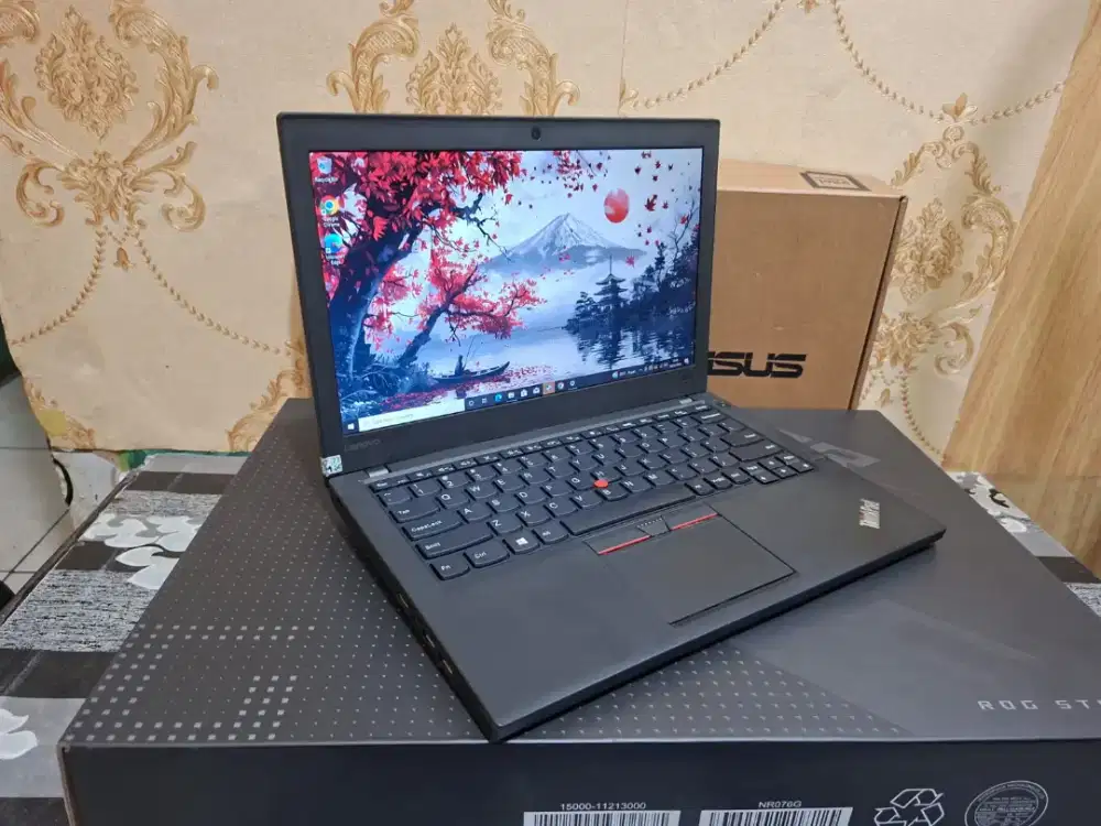 Promo Ramadhan ( Lenovo Thinkpad X260) - SSD 256GB -CORE I5 -RAM 8GB