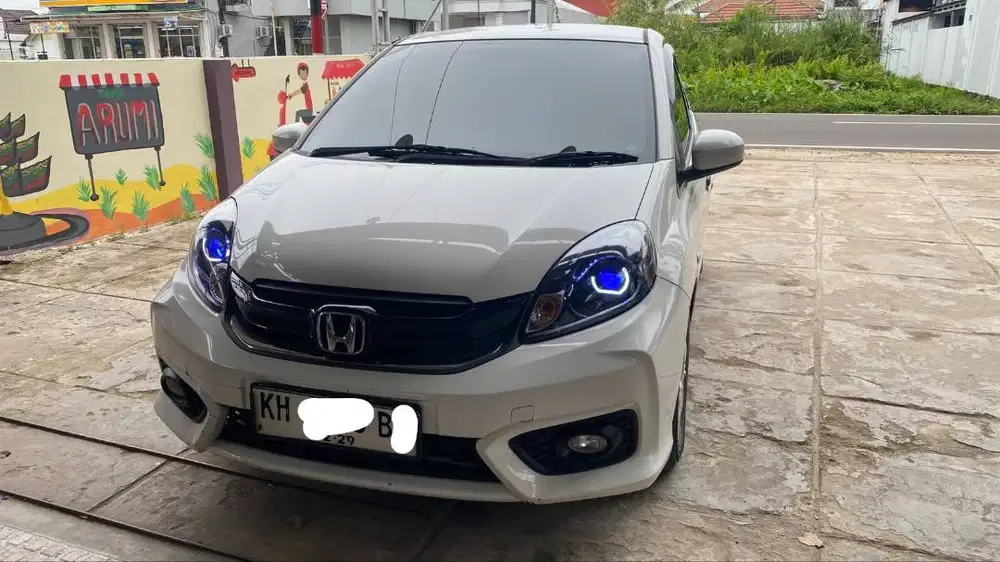 Honda Brio Satya E MT 2017 - Pemakaian 2018, Terawat - Siap Pakai..