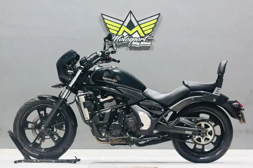 Kawasaki vulcan 650 mulus royal enfield ducati triumph