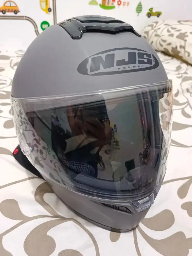 Dijual helm njs zx1