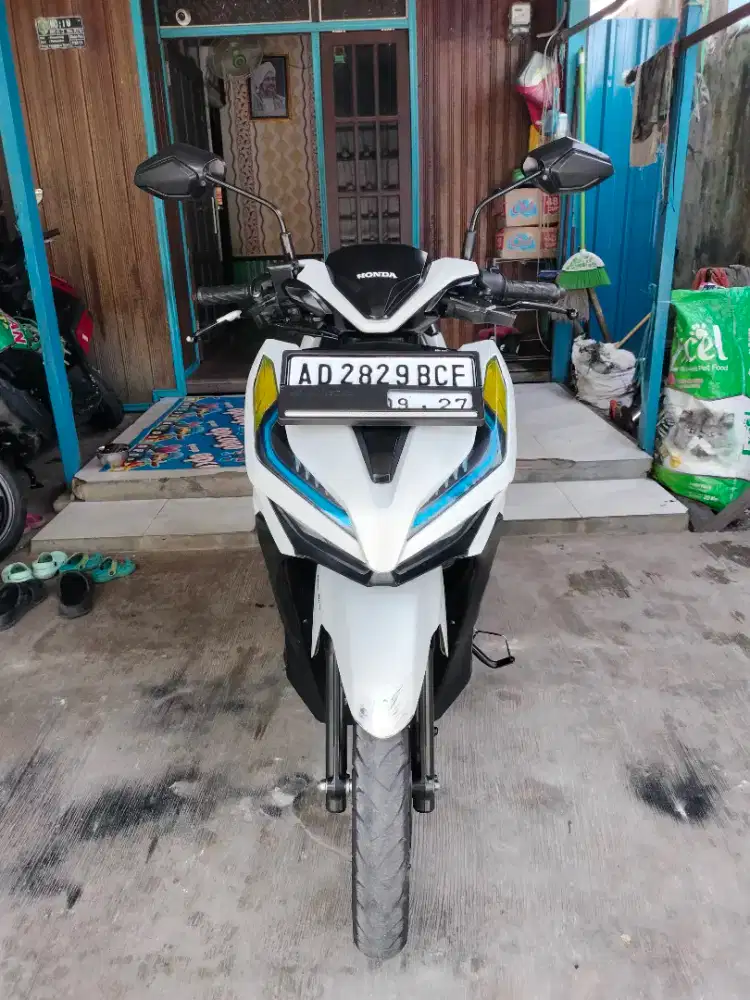 Honda Vario New ESP CBS ISS FI LED 125 Tahun 2022 Akhir