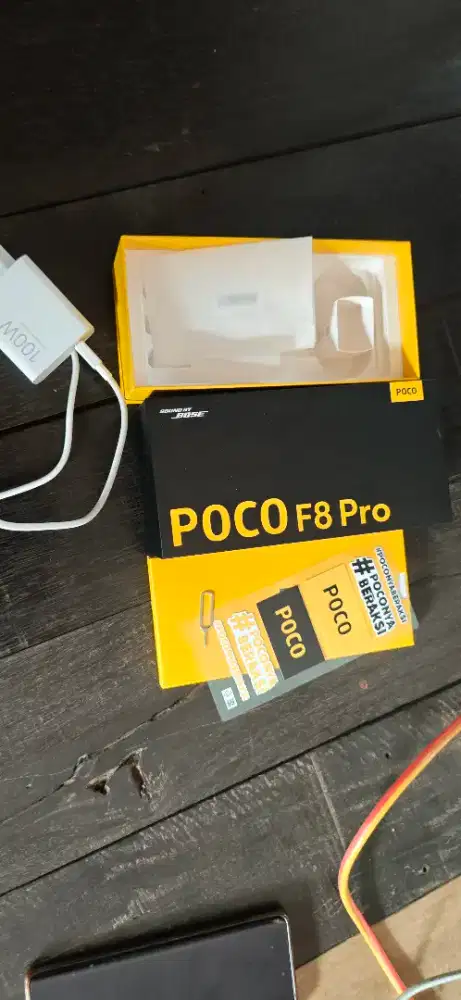 Jual poco f8 pro baru bbrpa hari masih sangat mulus