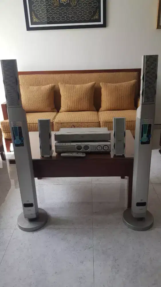 Jual hoome theater philips tipe mx 5700d. Harga 1500000 nego