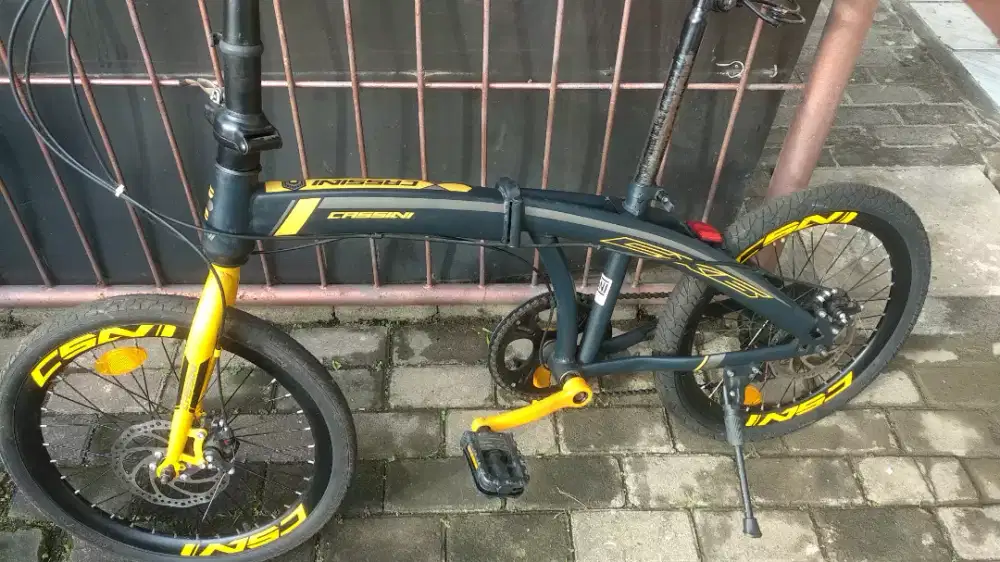 Dijual Sepeda Lipat Merk Cassini Second