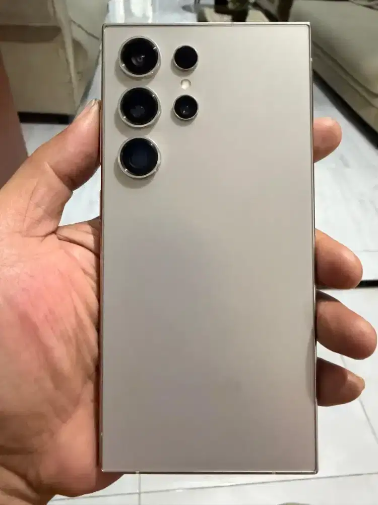 Dijual samsung galaxy s 24