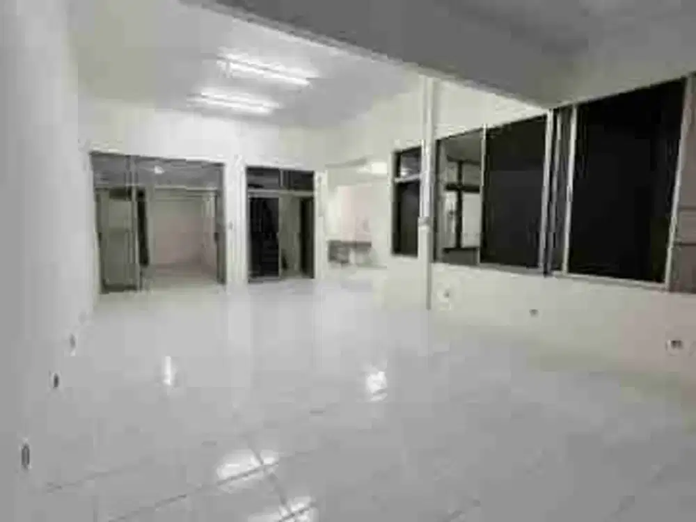 Disewakan Ruko Raya Kebayoran Baru