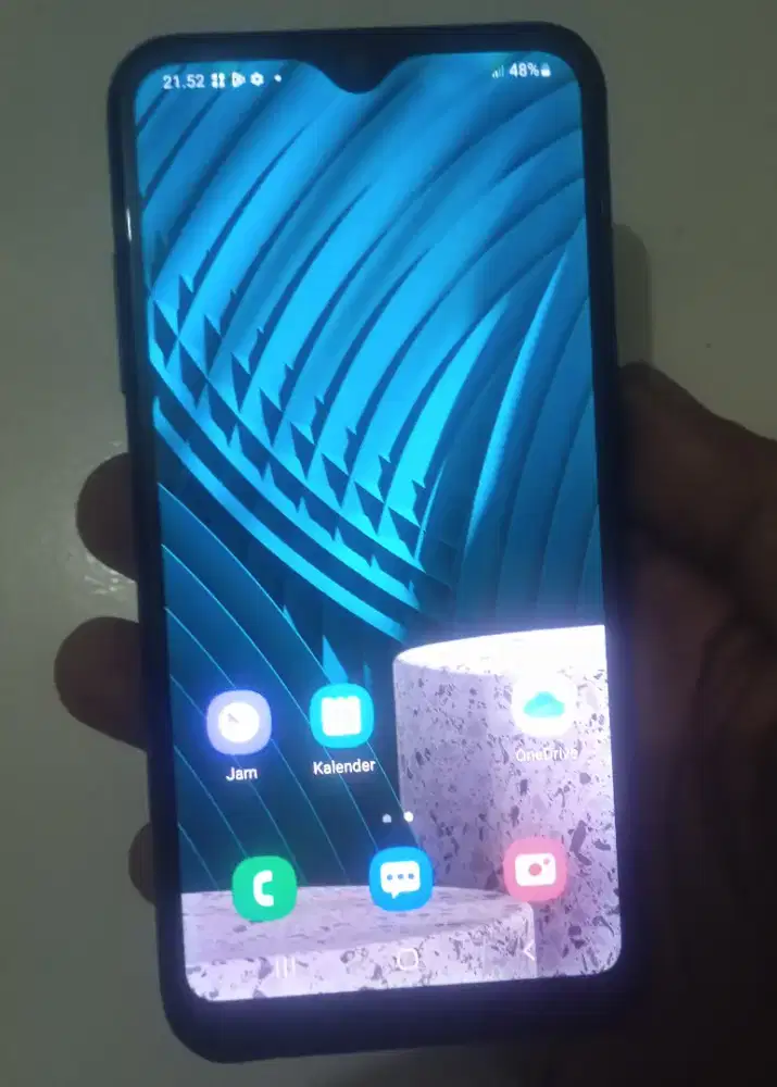 Samsung A01 ram 2 16. Normal pisan, mulus, mesin segel. Orian. Hp only