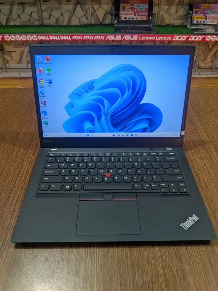 LENOVO THINKPAD X390|RAM 16GB SSD 256|LIKE NEW BERGARANSI