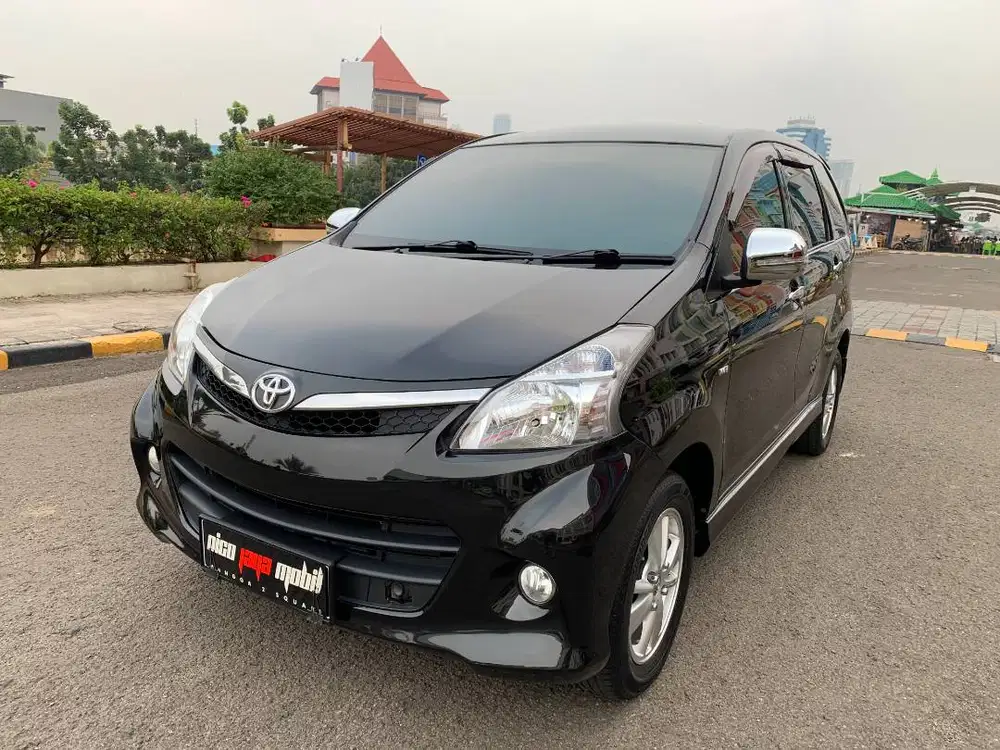 Toyota Avanza Veloz 2013 Double Airbags Full Servis Record Upgraded E