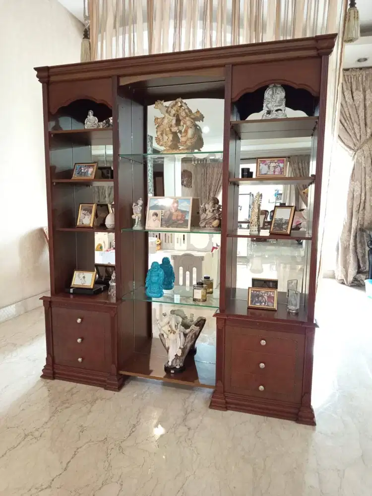 Display Cabine / Lemari Penyekat Ruangan (Partisi)