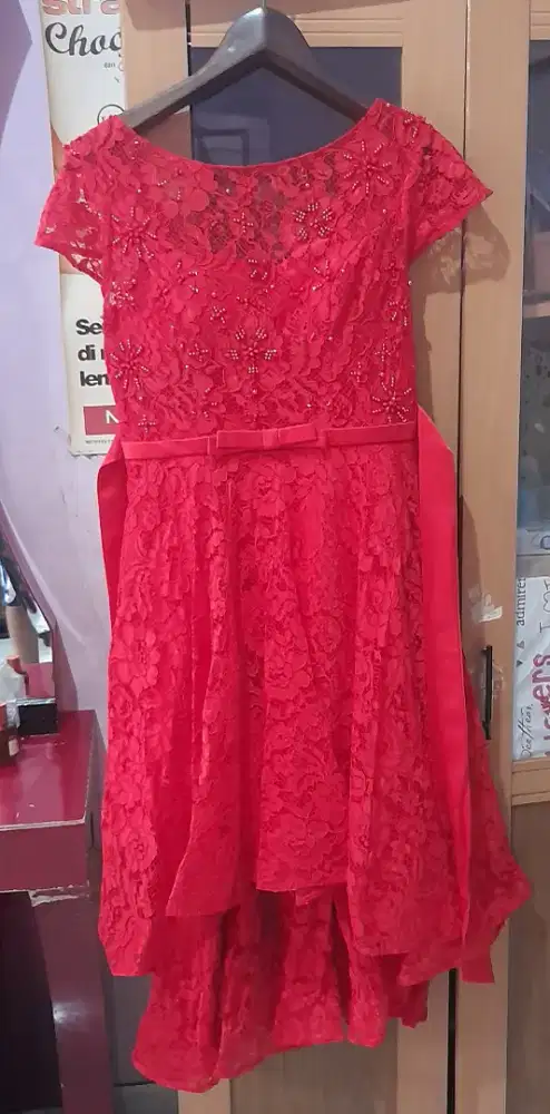 Dres merah kondisi ok,no minus