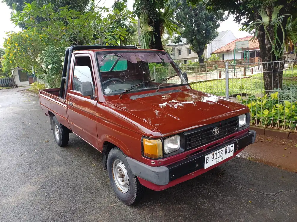 Toyota Kijang 1.5 cc Pick Up th.1995 Bensin