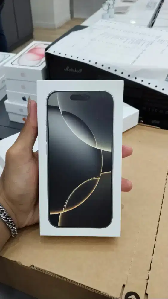 iPhone 16 Pro 128GB White Promo Cicilan Bunga 0%