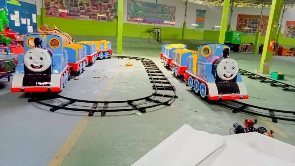 KERETA LANTAI THOMAS