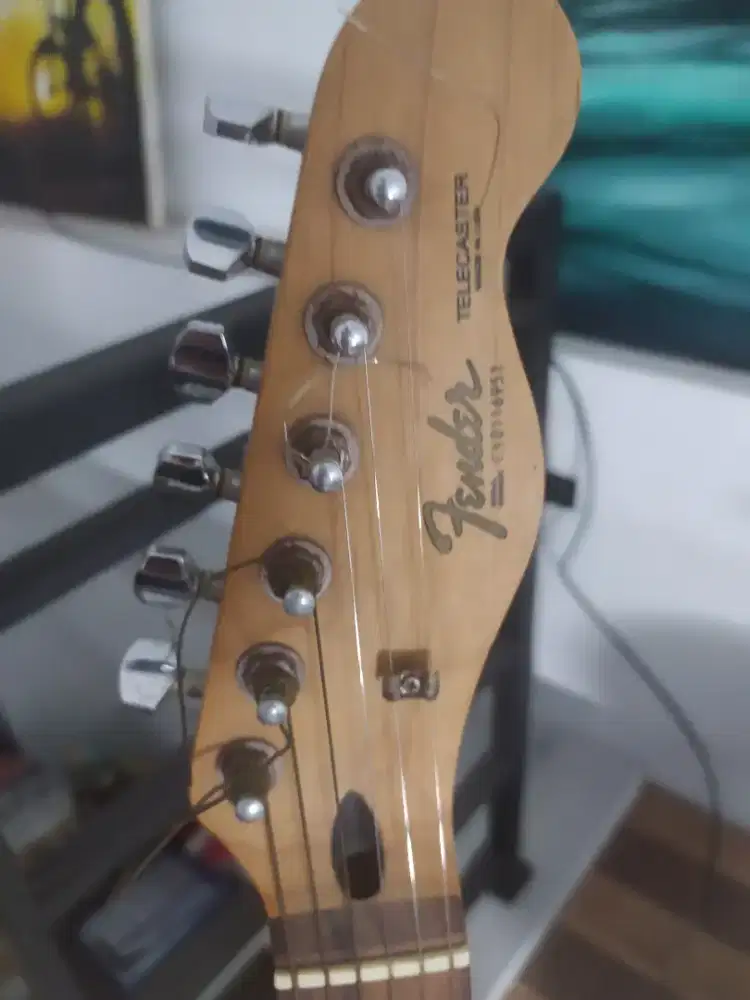 Jual gitar kesayangan fender umur 20th