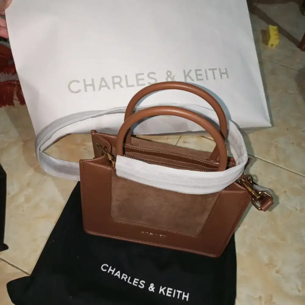 Hand Bag Charles and Keith