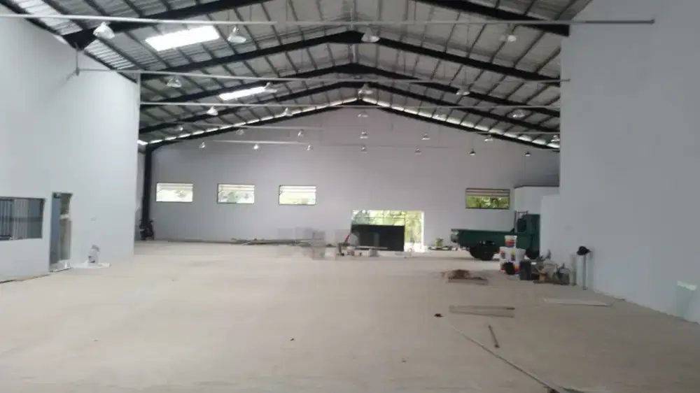 Disewakan gudang siap pakai di Jalan Penggilingan Cakung Jakarta Timur