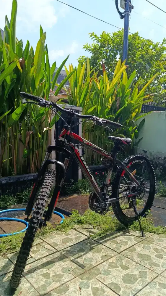 Sepeda gunung Trex