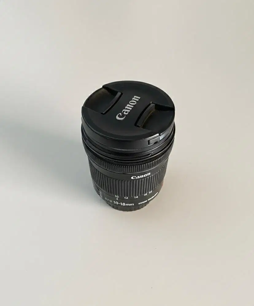 Canon EF-S 10-18mm f/4.5-5.6 IS STM