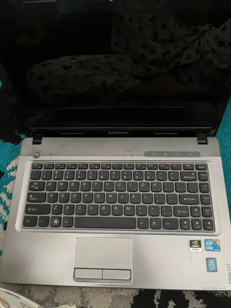 Laptop lenovo z460