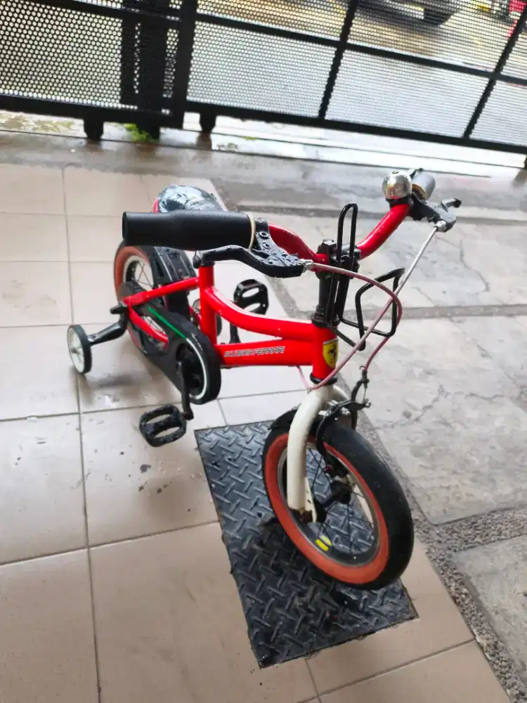 Sepeda anak 2pcs layak pakai fungsi bagus dan normal