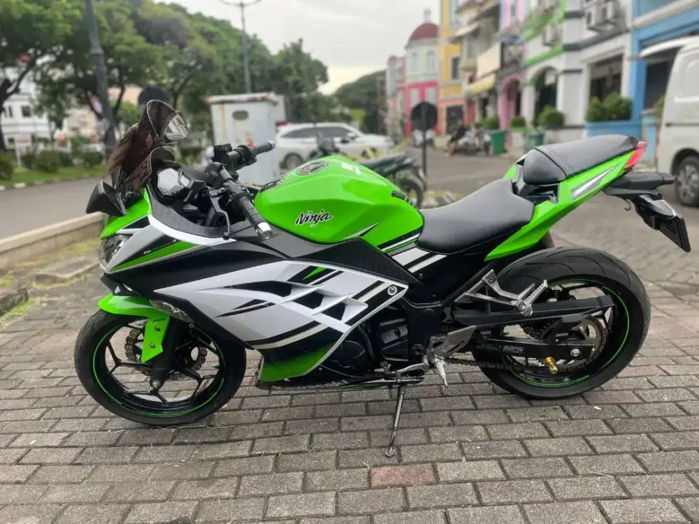 Ninja 250 ABS 2015 Pajak Panjang