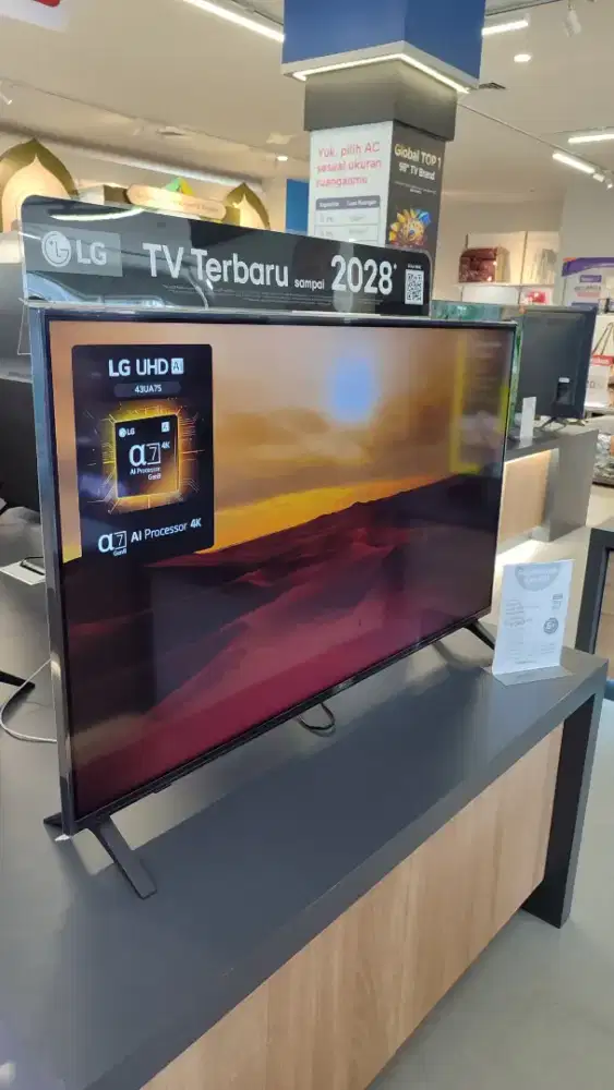 TELEVISI SMART TV LG