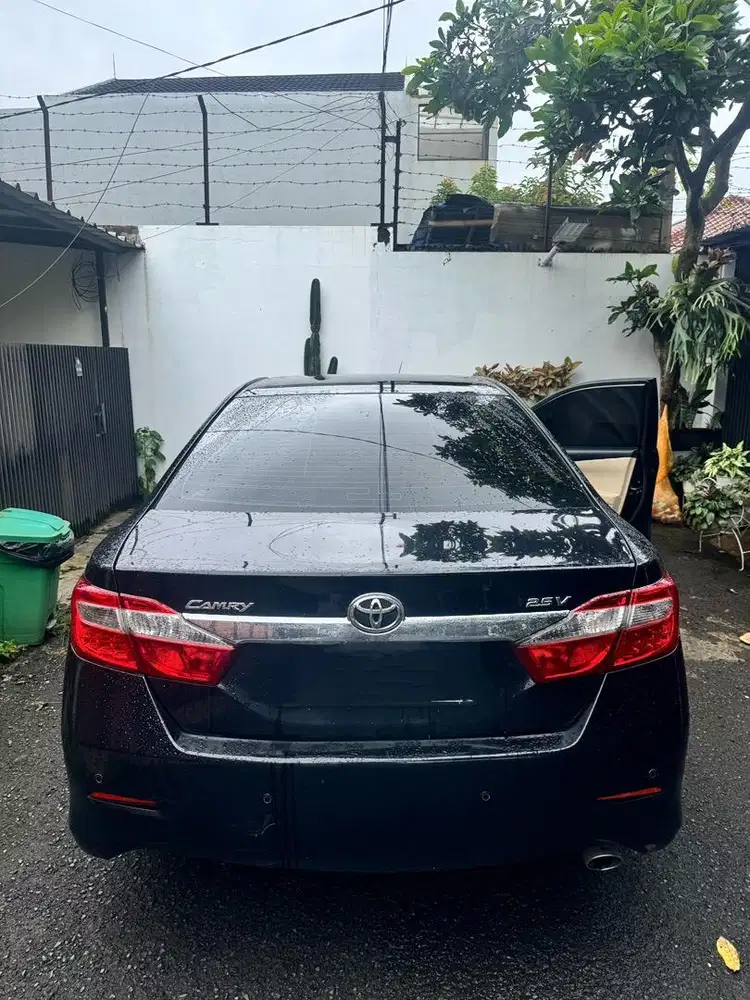 Toyota Camry 2012 Bensin