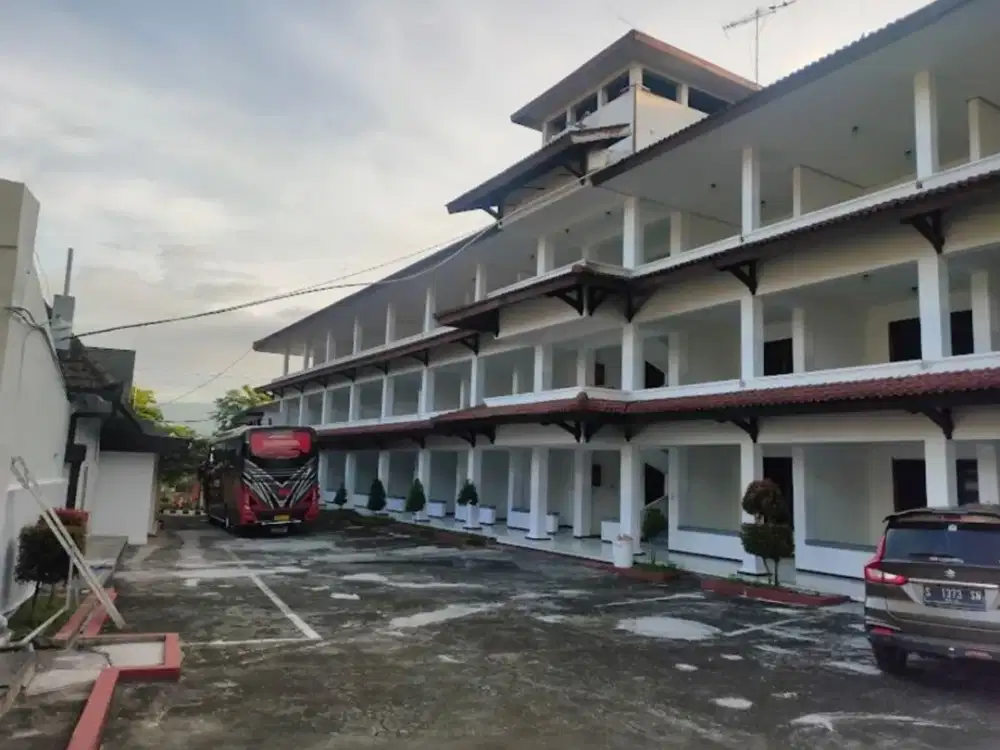 Hotel Jalan Panglima Sudirman, Batu STRATEGIS MURAH