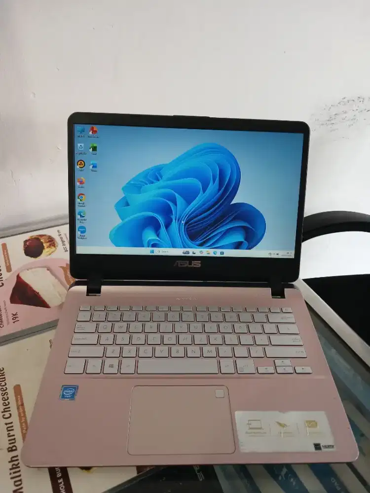 Laptop Asus Vivobook A407M Intel N4000 Ssd 256 Pink