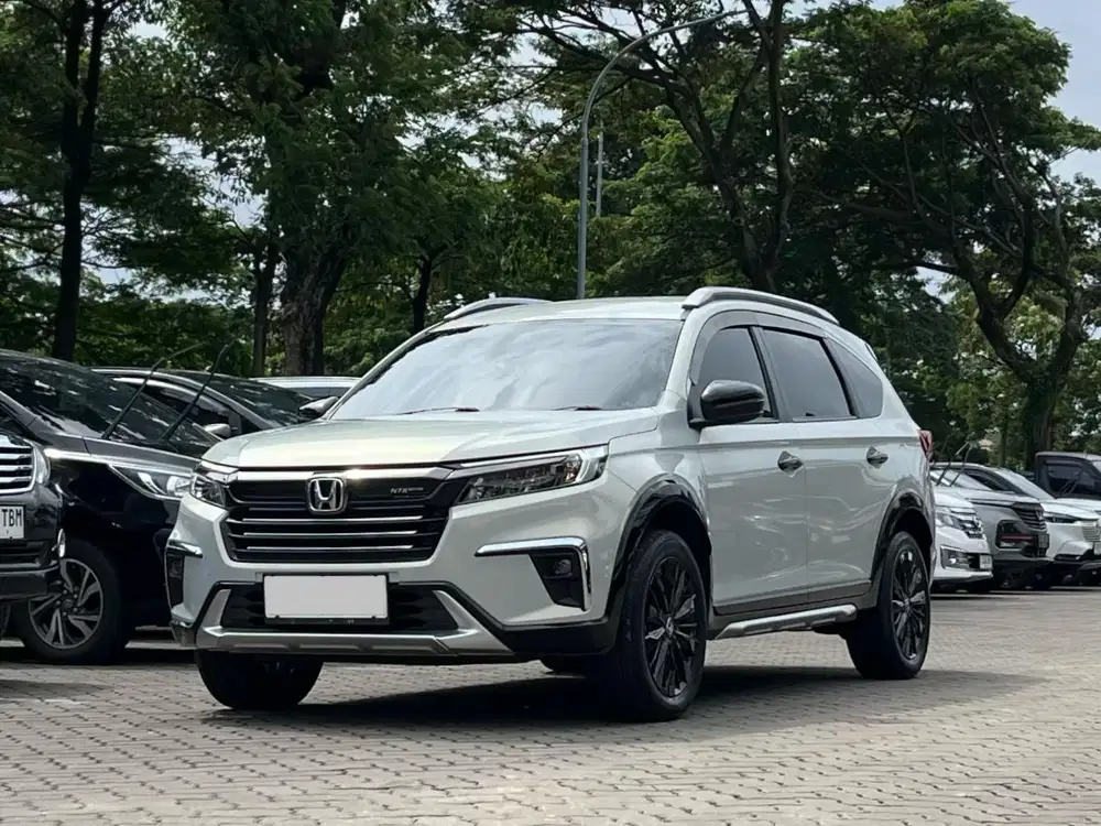 SIAP MUDIK!! HONDA BRV PRESTIGE N7X 1.5 CVT AT MATIC 2024 PUTIH