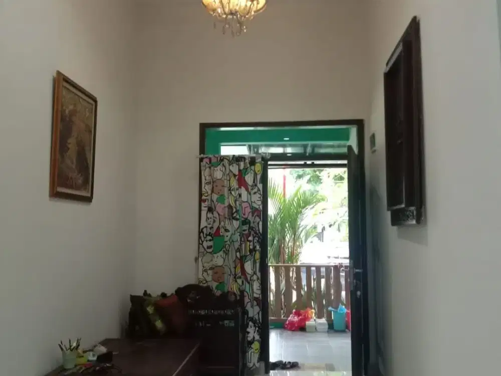 Dijual Rumah 2 Lantai Semi Furnish di Batam