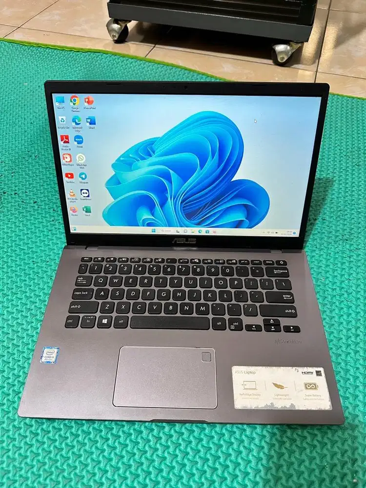 Laptop asus a409f core i3 gen 8 dijamin mulus