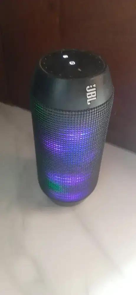 Speaker jbl pulse