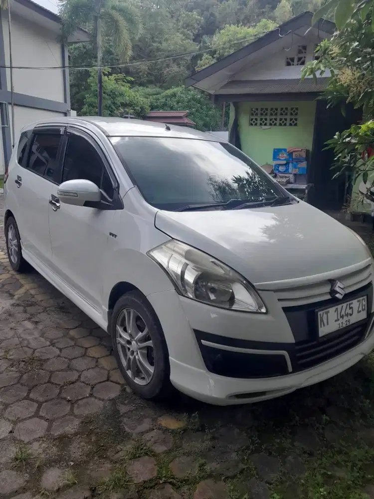 Jual mobil suzuki ertiga tahun 2014