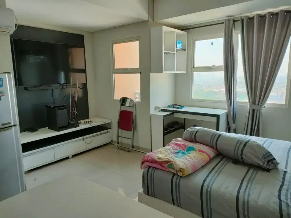 Fech. Rumah dijual di Taman Beverly Lippo Cikarang