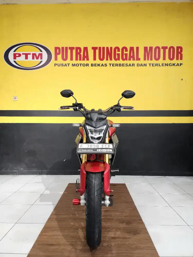 Di jual murah Honda CB150R