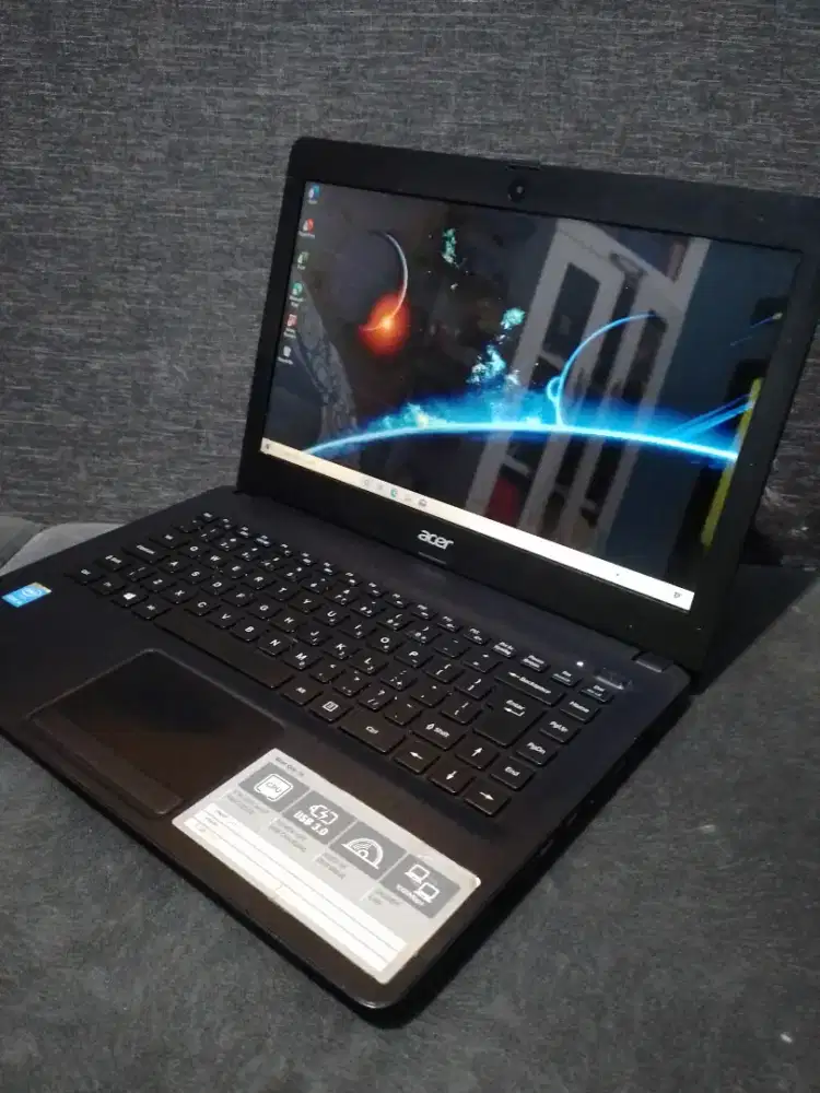 Laptop Acer Slim ( core i3 gen 5 )