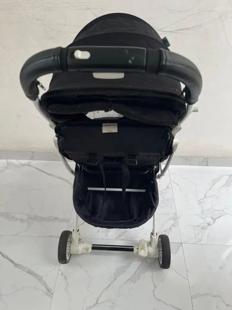 Stroler bekas chris & olins joy