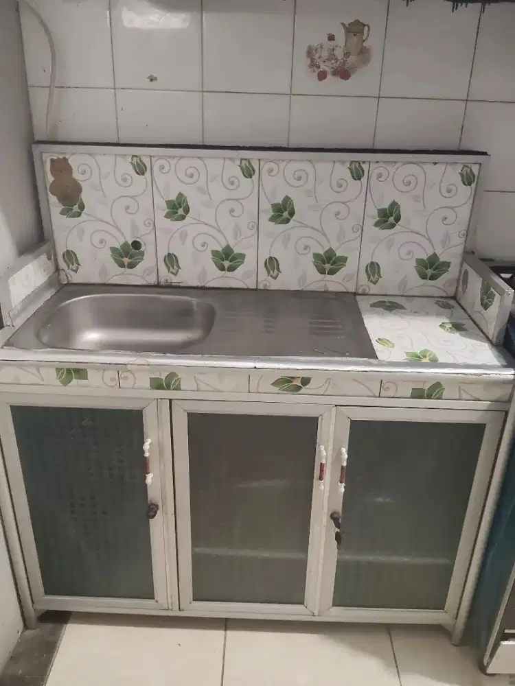 Rak wastafel aluminium kaca + BONUS kran baru / rak piring wastafel