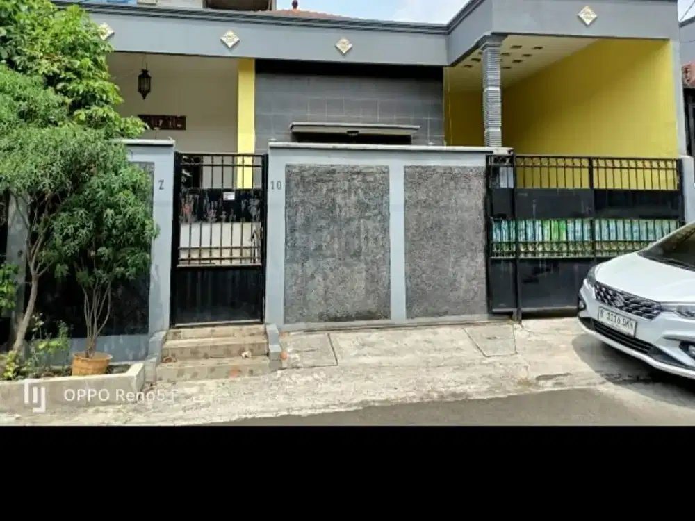 Rumah sewa di Duren Sawit Komplek Pondok Bambu Jakarta Timur Semi Furnished
