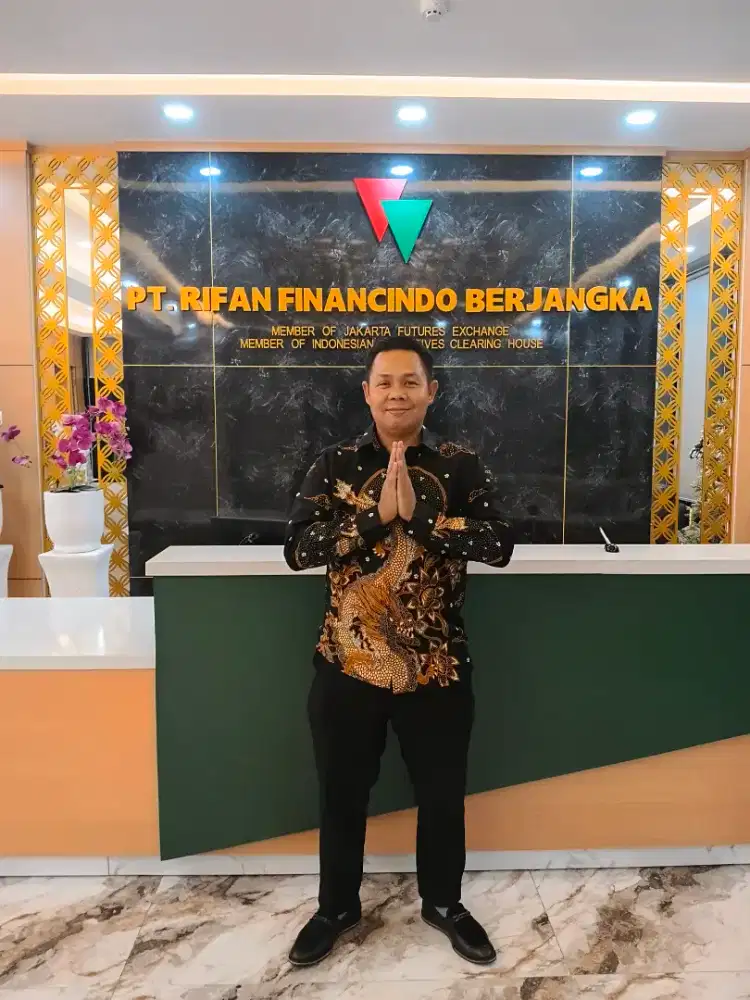 LOKER MARKETING EXECUTIVE