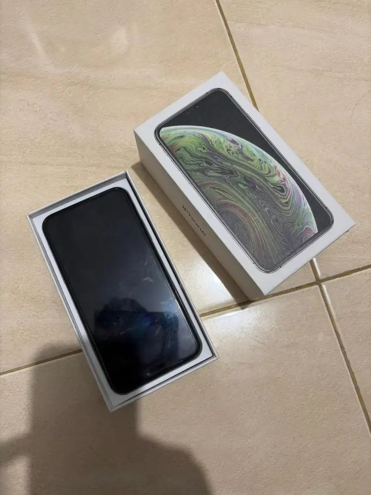 i phone xs space grey