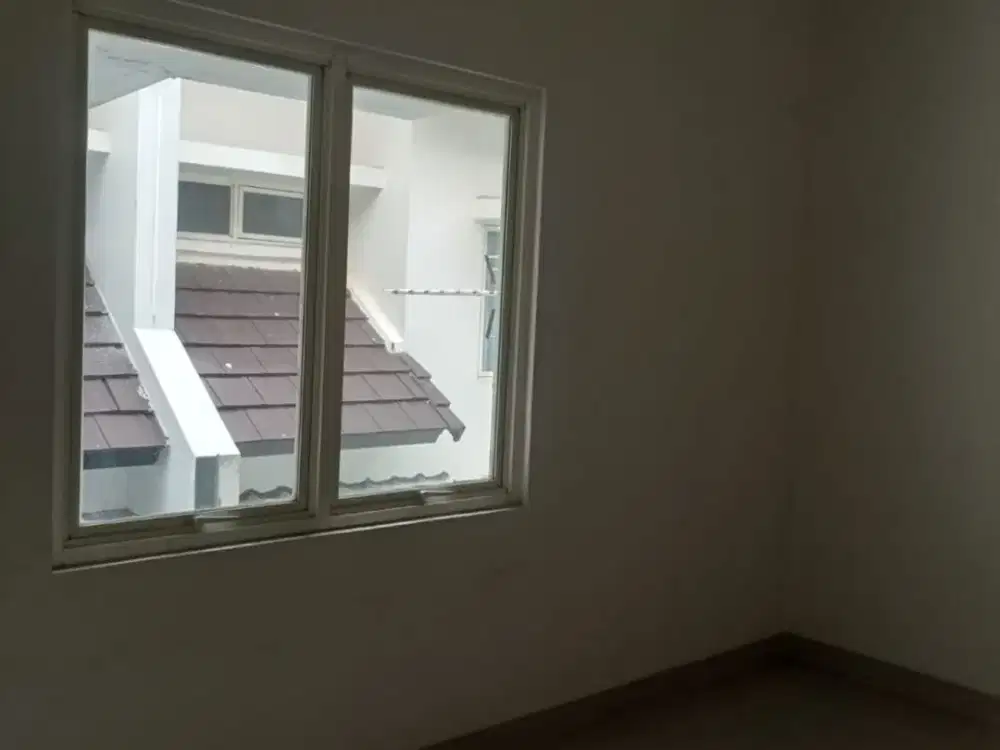 Fead. Rumah dijual di Le Monte Aviolo Grand Wisata