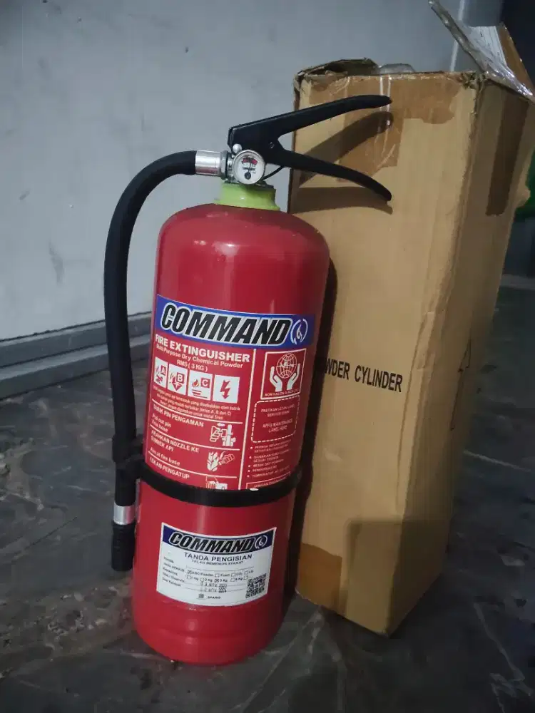 Tabung APAR 3 KG commando / alat pemadam api ringan