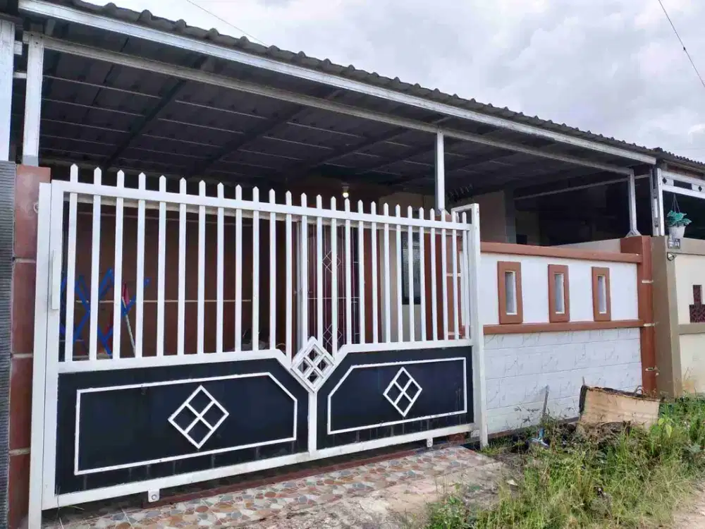 Rumah di perum Paris, Palaran Samarinda