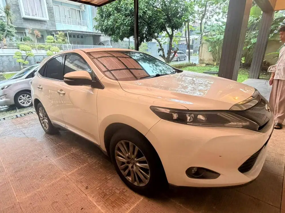 Harrier 2014 mulus km sedikit