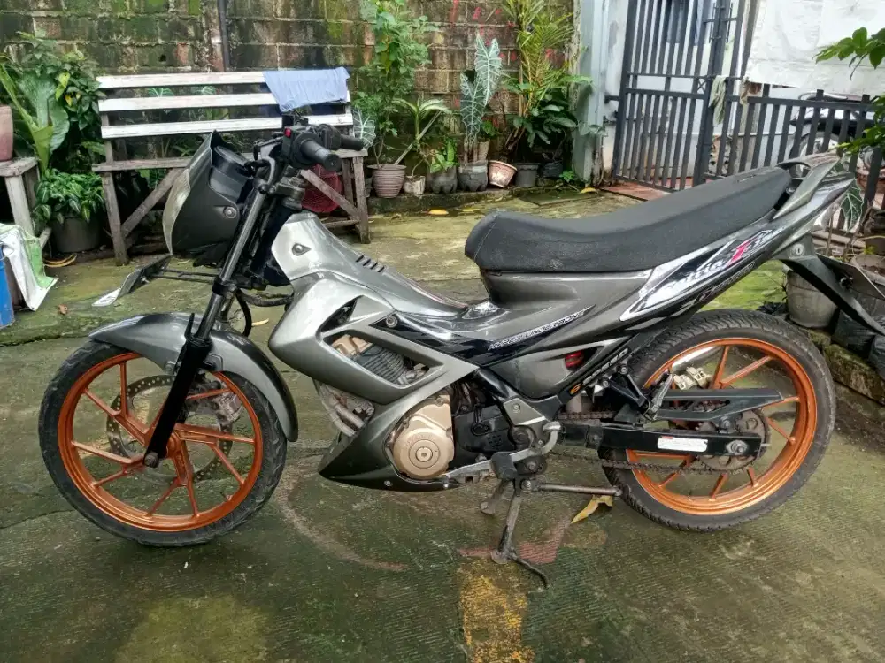 Di Jual suzuki Satria Fu
