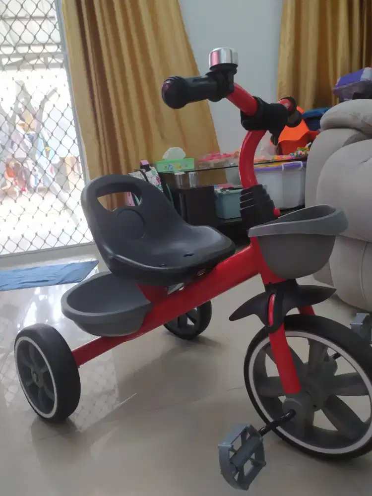 Sepeda anak roda 3